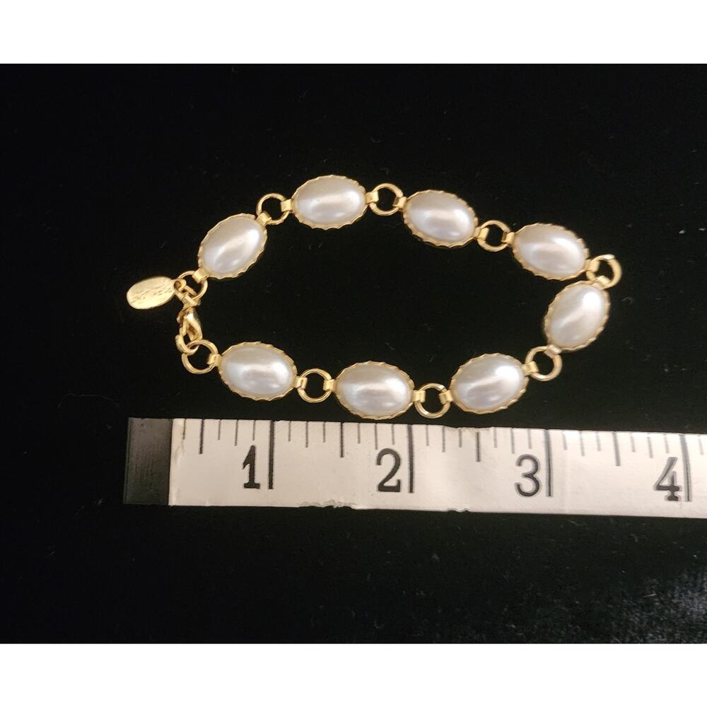 Vtg Park Lane Memories Gold Tone Pearl Locket Bracelet & Pierced Earring Set NEW - Picture 11 of 12